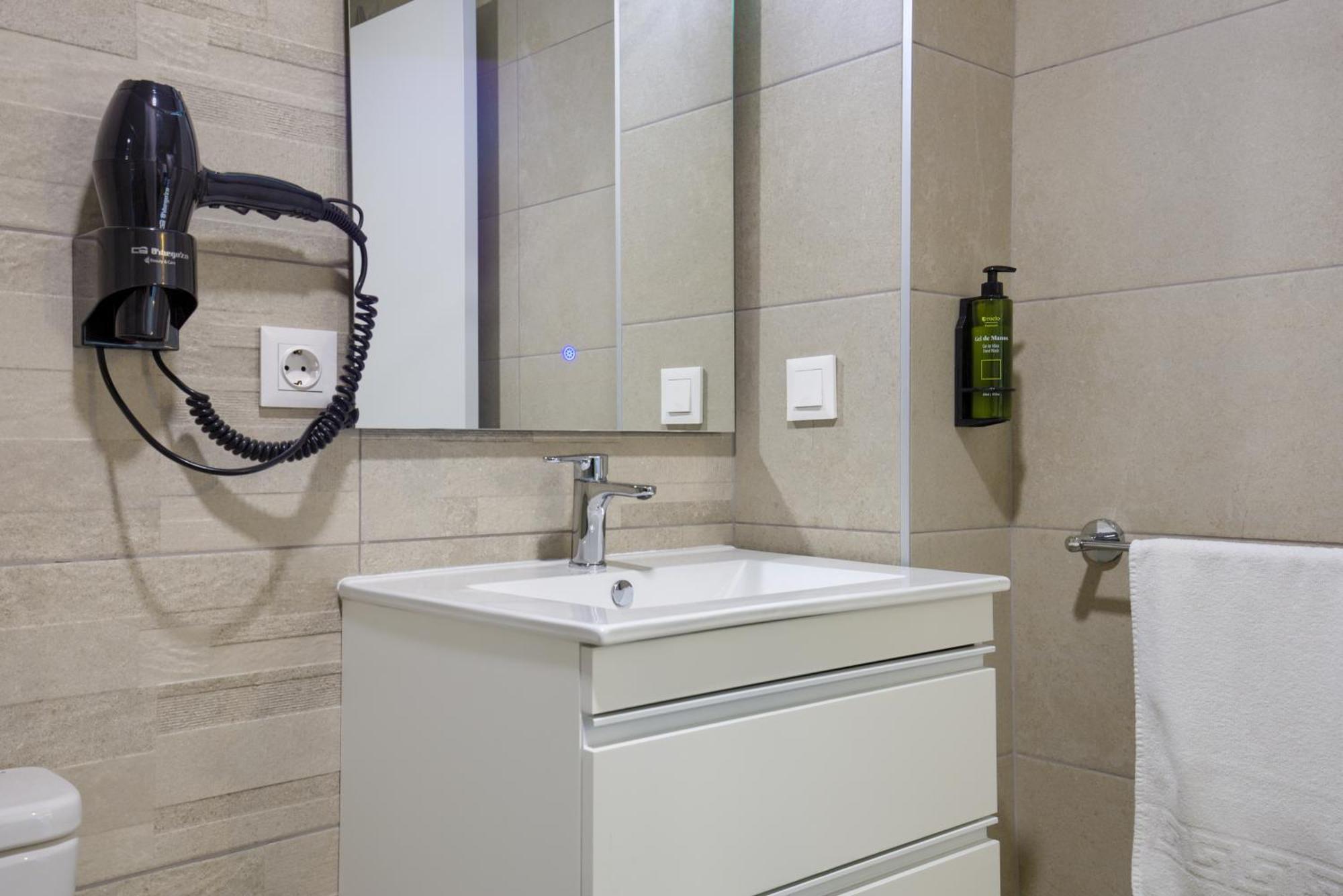 Arena 20 Suites Valenza Esterno foto