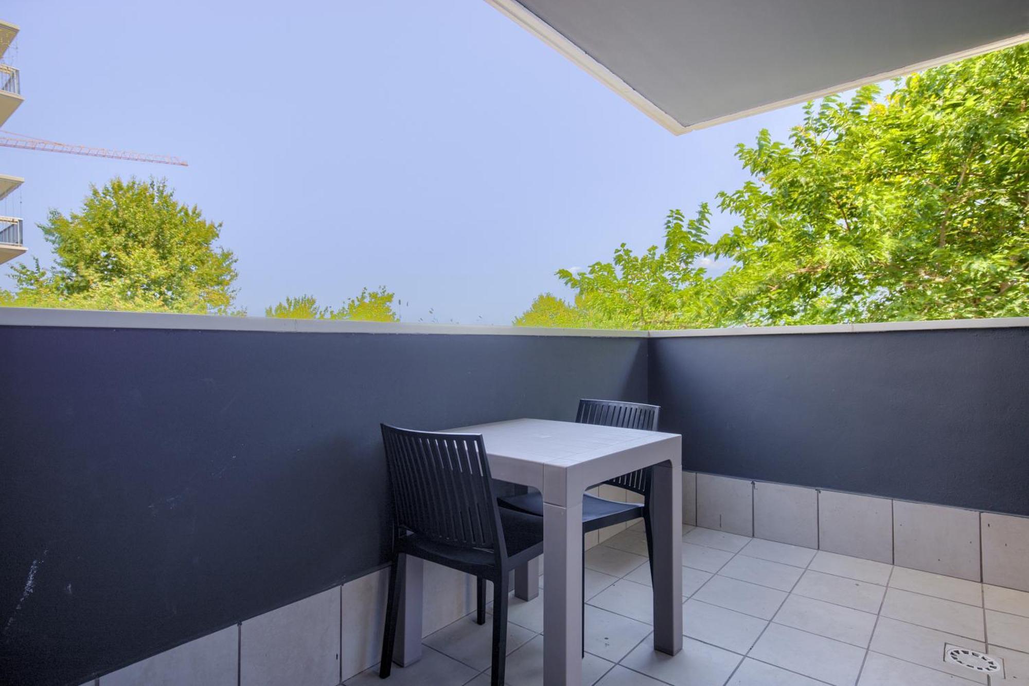 Arena 20 Suites Valenza Esterno foto